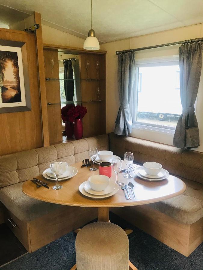 Turnberry Caravan Quiet Peaceful Location Near Golf Spas And Beaches Girvan Ngoại thất bức ảnh