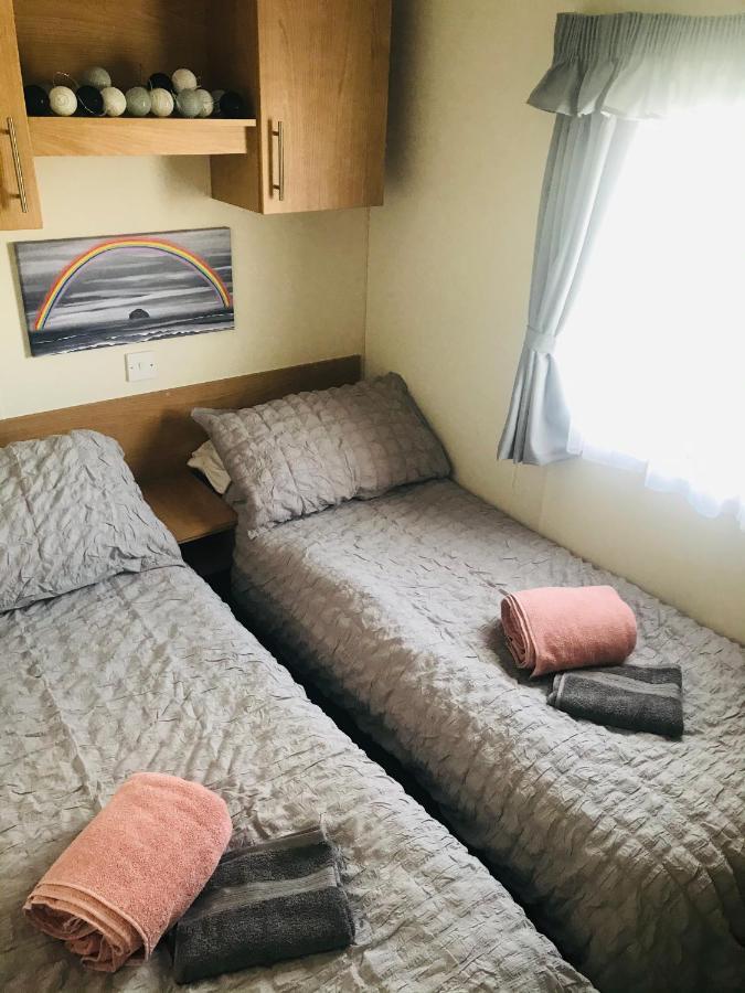 Turnberry Caravan Quiet Peaceful Location Near Golf Spas And Beaches Girvan Ngoại thất bức ảnh